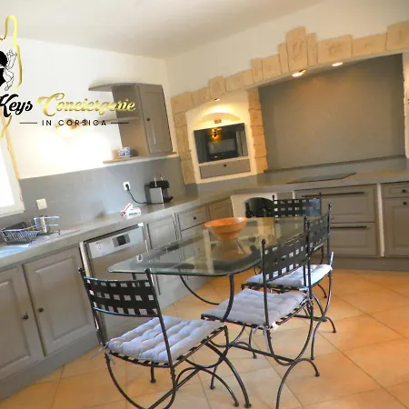 Villa Mozzi'S Jacuzzi Grand Jardin 6 Pers - 5 Min Plage Fautea 100% Farniente Sainte-Lucie de Porto-Vecchio