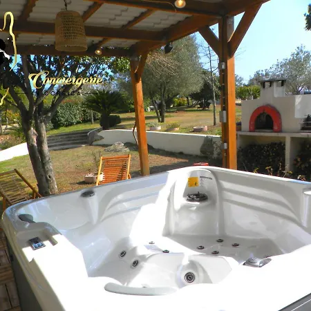 Villa Mozzi'S Jacuzzi Grand Jardin 6 Pers - 5 Min Plage Fautea 100% Farniente Sainte-Lucie de Porto-Vecchio